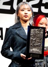 �u��42��x�X�g�W�[�j�X�g2025�v���܎��ɓo�d����HANA�EJISOO (C)ORICON NewS inc. 