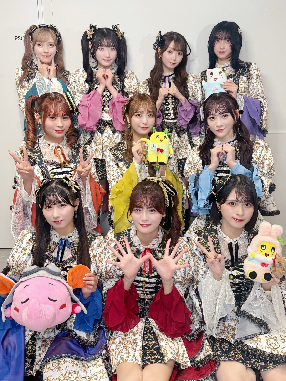 LOVE、8周年ツアーの千葉公演を開催 佐々木舞香がボブへアにイメチェン