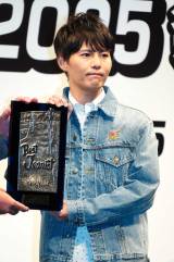 �|�P�����A�x�X�g�W�[�j�X�g�܂ɋ����u�`���S���d�Ȃ�v �Ԃ��M�����h�X�w�����ēo�d 