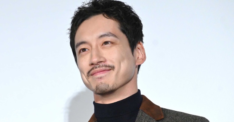 坂口健太郎、3作品掛け持ちに子役も驚き「めちゃくちゃすごい」 演じ