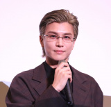 岩田剛典、大阪の”スペシャルゲスト”と初対面 驚きの姿に「いいんで