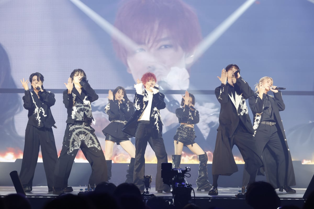 GENIC、デビュー5周年の集大成となる日本武道館公演を開催 バンド編成