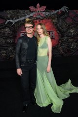 画像・写真 | ホーキンスの仲間たちが大集合『ストレンジャー