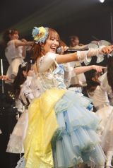 �wNMB48 �����ԗ����ƃR���T�[�g�`��D����NMB48�ց`�x�̖͗l(C)NMB48 