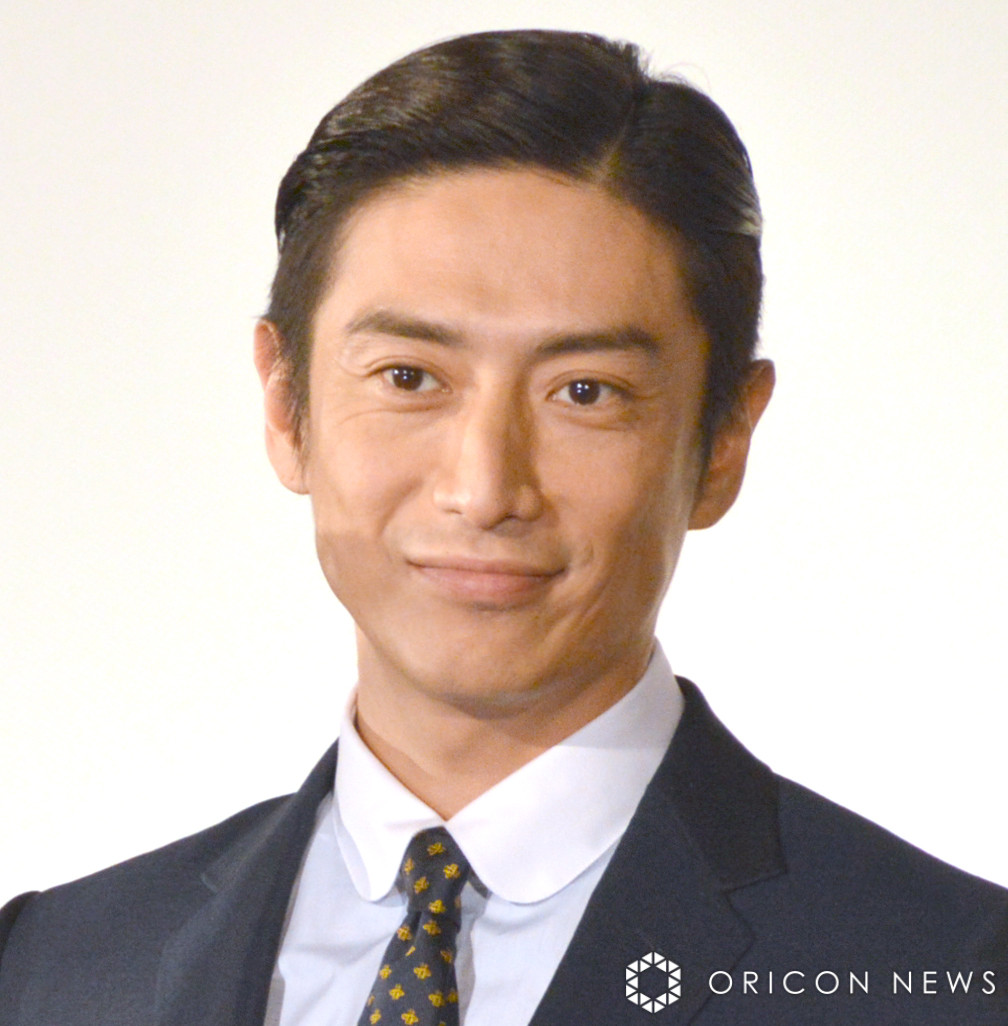 49歳・伊勢谷友介、顔にピアスを付けたワイルドな近影にファン絶賛