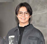 片寄涼太、カメラマンの“要求”に照れ笑い「これが好評でしたか