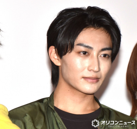 �w���ʃ��C�_�[�K�� �M���e�B�E�p���t�F�x������I���䂠�����ɓo�d��������F�� �iC�jORICON NewS inc. 