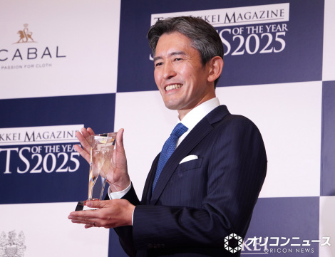 画像・写真 | スーツ・オブ・ザ・イヤーに尾上松也 オールバック＆黒の