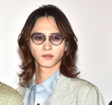 �w���ʃ��C�_�[�K�� �M���e�B�E�p���t�F�x������I���䂠�����ɓo�d�����c���� �iC�jORICON NewS inc. 