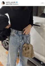 �u�w�r���e�m��v�wDIESEL�x�̃f�j���R�[�f�Ń|�[�Y�����߂��؃T�`�i�ʐ^�̓C���X�^�O���� ��sachi_suzuki���j 