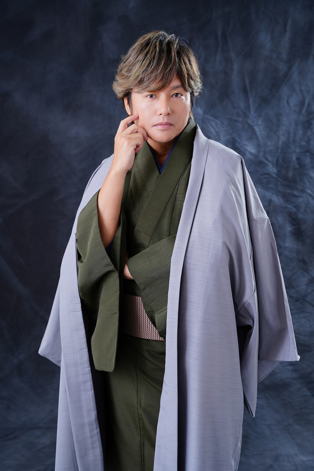 井上和彦の演出舞台、声優11人の着物ソロビジュアル解禁 関智一