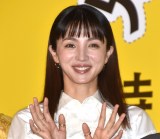 �f��w�Z�������^�ׂ�T�C�Y�Ɂx���䂠�����t���v���~�A��f��ɎQ�����������Ђ��� �iC�jORICON NewS inc. 