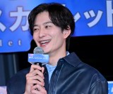 �f��w�ʂĂ��Ȃ��X�J�[���b�g�x���J���O�g�[�N�V���[�ɓo�ꂵ�����c���� �iC�jORICON NewS inc. 