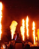 �g�����B�X�E�X�R�b�g�wCircus Maximus Tour�x���{�����̖͗l�@�ʐ^�FJason Martinez 