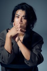 �Ԑ��m�Ƌь˗��������W���G���[�u�����h�𔭕\ 