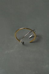 �Ԑ��m�Ƌь˗��������W���G���[�u�����h�𔭕\ 