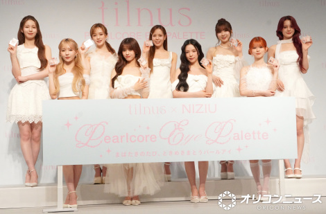 �u���؋����J���R�X���wtilnus�x�V���i�E�VCM���\��v�ɓo�d����NiziU�i�O�񍶂���jMAYUKA�ARIMA�AMAYA�ARIKU�i��񍶂���jAYAKA�ARIO�AMAKO�AMIIHI�ANINA �iC�jORICON NewS inc. 