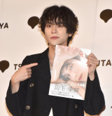 1st�ʐ^�W�wLovender�x�����L�O��ɓo�d�����R���K�P (C)ORICON NewS inc. 