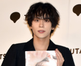 1st�ʐ^�W�wLovender�x�����L�O��ɓo�d�����R���K�P (C)ORICON NewS inc. 