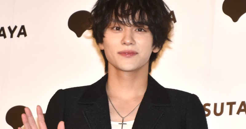 山下幸輝、クマのぬいぐるみ抱えて写真集イベント 撮影でも使用