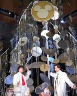 �uDisney�@JOYFUL MOMENTS�v�hCelebration Tree ��Mickey & Friends���_�����ɓo�d����King & Prince�i������j�����C�l�A�i�����iC�jORICON NewS inc.�iC�jDisney 