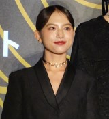 �����ʖ�A�����w�����^�ɏƂ�΂� �����݂��͊��ӂ����ӂ�܂��ވꖋ�� 