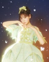 �w�x�X�g�q�b�g�̗w��2025�x�ɏo������N��D��(FRUITS ZIPPER) 