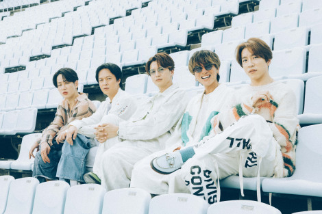 �w�x�X�g�A�[�e�B�X�g2025�x�ɏo������SUPER EIGHT 