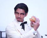 �P���^�b�L�[�t���C�h�`�L���V���i���\��ɓo�d�����ꗈ���l (C)ORICON NewS inc. 