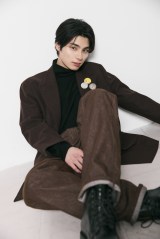 �ʐ^�W�wECHOES�x(���~��)�𔭔�����{�c���� 