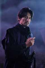 �w���ʂ̔E�� �ԉe�x��4�b(C)�e���r���� 