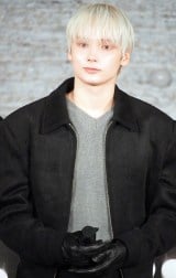 TOMORROW X TOGETHER�EHUENINGKAI�A�Ί�ŌĂт����u�~�̎D�y�A�������߂ł�!�v 