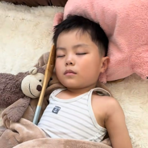 これと寝たい史上、一番意味がわからない…」ママが困惑、調理器具と