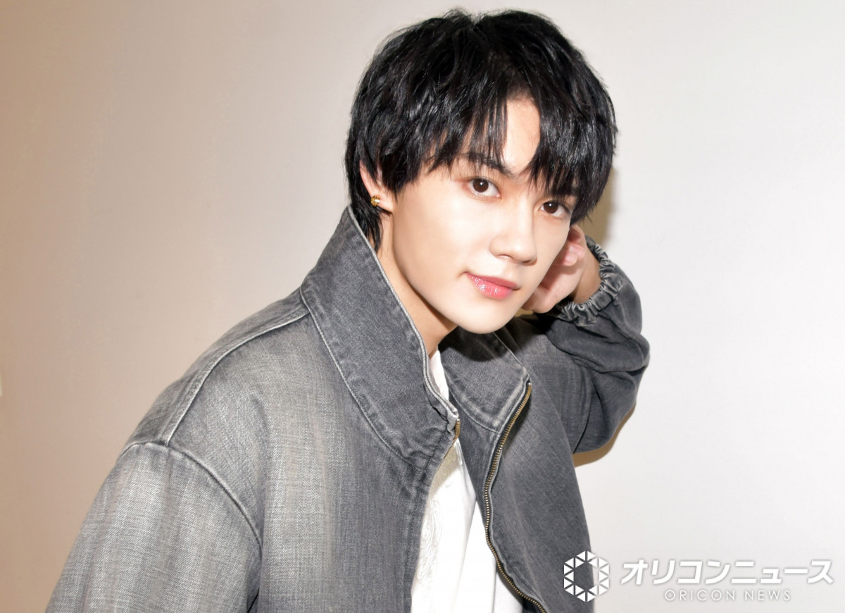 佐野勇斗「ばあちゃん、じいちゃん、孫」 祖父母との3ショットに反響