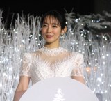 �N���X�}�X�C�x���g�wWHITE KITEE�x�_�����ɓo�ꂵ���g������ (C)ORICON NewS inc. 