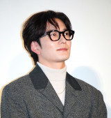 �f��w�ʂĂ��Ȃ��X�J�[���b�g�x�������䂠�����ɓo�d�������c���� (C)ORICON NewS inc. 