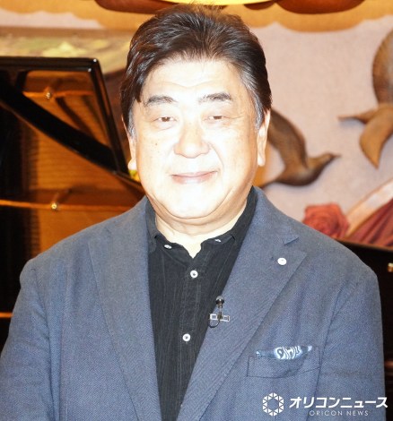 ��43��w�T���g���[1���l�̑��x�͂ݎ�ނɎQ���������n�T�� �iC�jORICON NewS inc. 