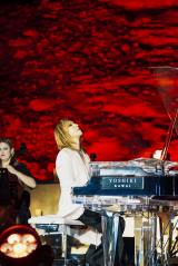 YOSHIKI�A�T�E�W�A���r�A�œ��{�l���̗��j�I���� 