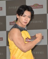 ��c�N���X�^���A�}�b�`���̐V���ȏA�E�悪�g�{���Ƃ� �N���X�^���W���͕�����ԂŁu���̎��̐t�����߂��Ă܂��v 