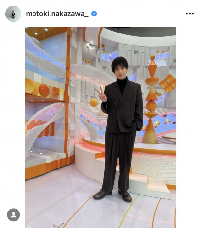 168888 中沢元紀さん　他3枚セット 中沢元紀 “兄貴”北村匠海からのムチャぶりで耳をピクピク！薄暗い