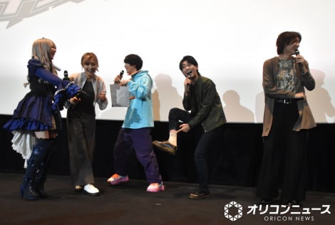 V�V�l�N�X�g�w���ʃ��C�_�[�K���@�M���e�B�E�p���t�F�x�������䂠�����̖͗l �iC�jORICON NewS inc. 