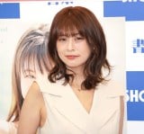 �ʐ^�W�wuntil the end�`����`�x�ƁA���Ёw�Z�{�ؐ��]�x�̍��������L�O�C�x���g�ɏo�Ȃ�������R�� (C)ORICON NewS inc. 