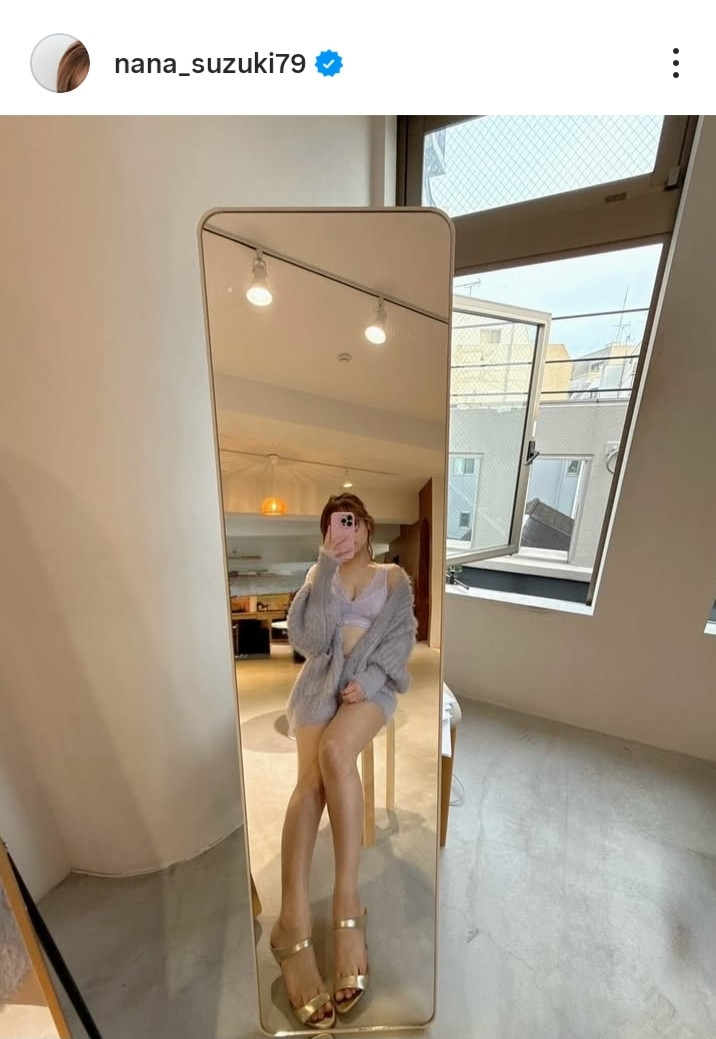 画像・写真 | 37歳・鈴木奈々、谷間のぞくランジェリー姿でいまの体重