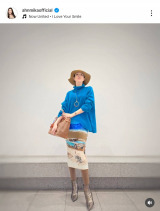 �g�u���[�~�x�[�W���~����3�F�R�[�f�h���I�����A���~�J(�ʐ^�̓C���X�^�O���� @ahnmikaofficial ���) 