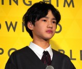 �f��w�Z�������^�ׂ�T�C�Y�Ɂx�������䂠�����ɓo�d���������s�� (C)ORICON NewS inc. 