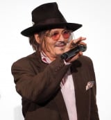 �f��w���f�B���A�[�j�I�x�W���p���v���~�A�ɓo�ꂵ���W���j�[�E�f�b�v �iC�jORICON NewS inc. 