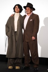 �f��w���f�B���A�[�j�I�x�W���p���v���~�A�ɓo�ꂵ���i������j�Ԑ��m�A�W���j�[�E�f�b�v �iC�jORICON NewS inc. 