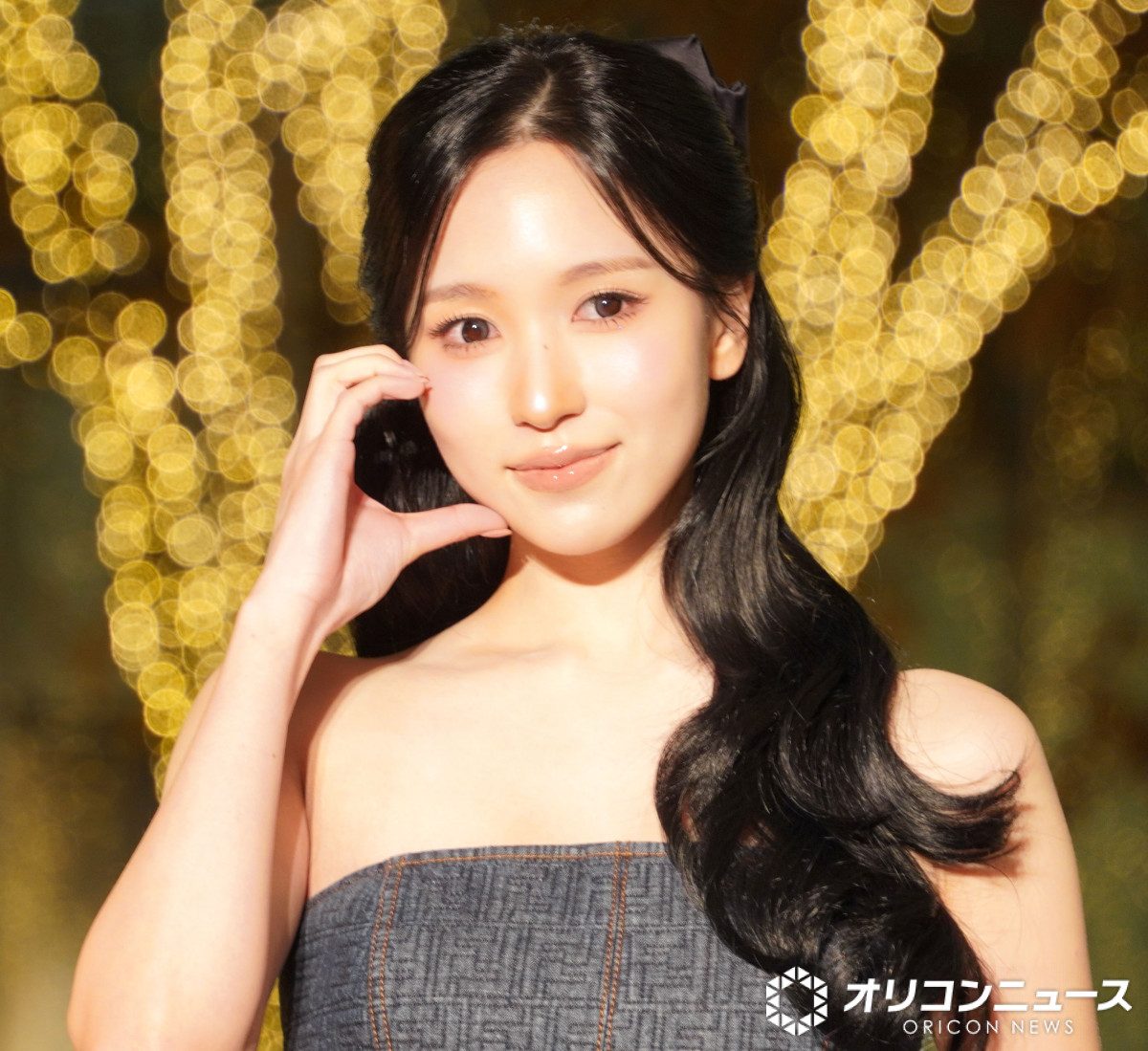 TWICE・MINA、ラブリーな姿で魅了 表参道にサプライズ降臨「すてきな