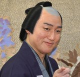 �̕���� ���|�n�ƕS�O�\���N�u�\�񌎑�̕���v�w�ŕl�v���z�x�͂ݎ�ނɓo�d�����V�����l�Y (C)ORICON NewS inc. 