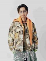 SUPER EIGHTq`A𔭔ց@SNŠ߁AȂɂjq̍cAChoc҂̎_ŎHu45̃[v 